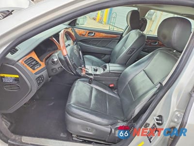 Zdjęcie 7 z 13 samochodu: 2014 HYUNDAI EQUUS SIGNATURE VIN:KMHGH4JH0EU073884 - miniatura