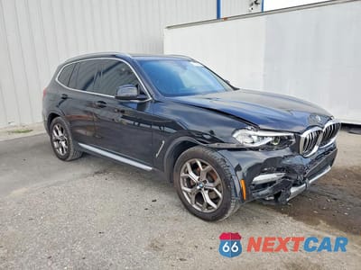 Czwarte zdjęcie samochodu z boku: 2021 BMW X3 XDRIVE30I VIN:5UXTY5C08M9H20888 - miniatura