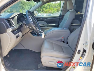 Zdjęcie 7 z 13 samochodu: 2018 TOYOTA HIGHLANDER LIMITED VIN:5TDYZRFH9JS273768 - miniatura