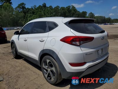Drugie zdjęcie samochodu z przodu: 2016 HYUNDAI TUCSON SPORT VIN:KM8J33A24GU055983 - miniatura