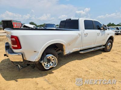 Trzecie zdjęcie samochodu z tyłu: 2022 RAM 3500 LARAMIE VIN:3C63RRJL3NG192427 - miniatura