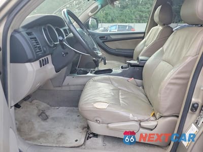 Zdjęcie 7 z 14 samochodu: 2006 TOYOTA 4RUNNER SR5 VIN:JTEBU14R560092819 - miniatura