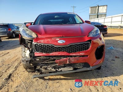 Piąte zdjęcie samochodu w środku: 2019 KIA SPORTAGE LX VIN:KNDPM3AC0K7598663 - miniatura