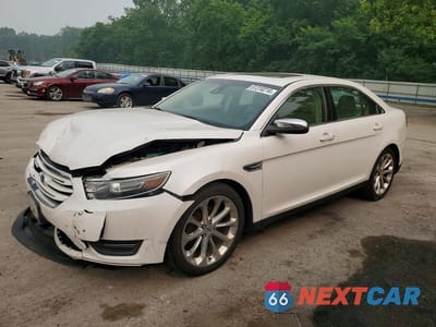 2015 FORD TAURUS LIMITED 1FAHP2F84FG174568 - główne zdjęcie licytacji z USA - miniatura
