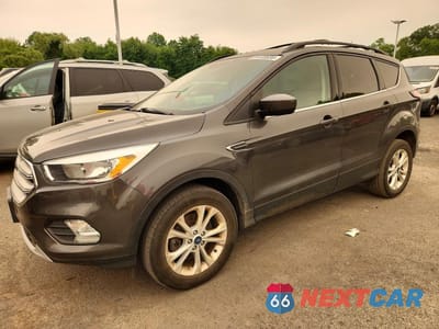 2018 FORD ESCAPE SE 1FMCU9GD0JUC98408 - główne zdjęcie licytacji z USA - miniatura