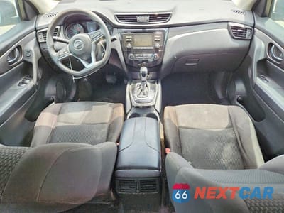 Zdjęcie 8 z 12 samochodu: 2018 NISSAN ROGUE SPORT S VIN:JN1BJ1CP4JW104674 - miniatura