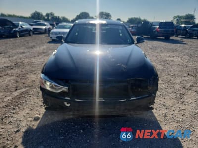 Piąte zdjęcie samochodu w środku: 2012 BMW 328 I VIN:WBA3A5C52CF259246 - miniatura