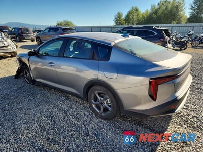 Drugie zdjęcie samochodu z przodu: 2026 KIA K4 LXS VIN:3KPFT4DE5TE280797 - miniatura