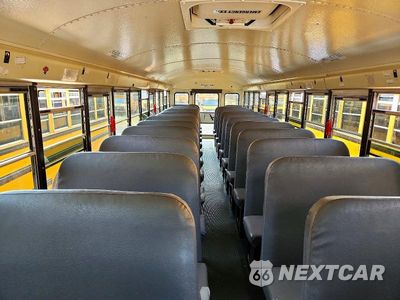 Zdjęcie 6 z 10 samochodu: 2015 IC CORPORATION 3000 CE SCHOOL BUS VIN:4DRBUC8P1FB670116 - miniatura