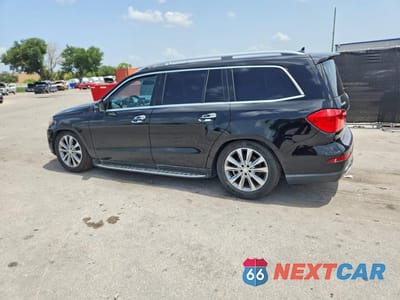 Drugie zdjęcie samochodu z przodu: 2015 MERCEDES-BENZ GL 450 4MATIC VIN:4JGDF6EE0FA511925 - miniatura