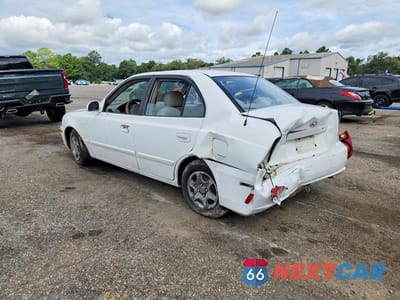 Drugie zdjęcie samochodu z przodu: 2003 HYUNDAI ACCENT GL VIN:KMHCG45C93U466618 - miniatura
