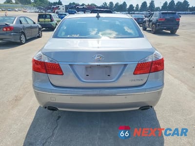 Zdjęcie 6 z 12 samochodu: 2010 HYUNDAI GENESIS 3.8L VIN:KMHGC4DE5AU085801 - miniatura