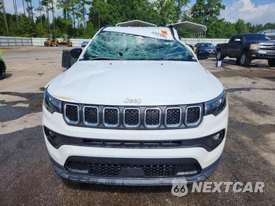 Piąte zdjęcie samochodu w środku: 2023 JEEP COMPASS LATITUDE VIN:3C4NJDBN2PT561512 - miniatura