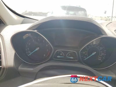 Zdjęcie 9 z 13 samochodu: 2019 FORD ESCAPE SEL VIN:1FMCU0HD1KUB57567 - miniatura