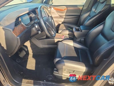 Zdjęcie 7 z 12 samochodu: 2018 TESLA MODEL X VIN:5YJXCAE25JF117775 - miniatura
