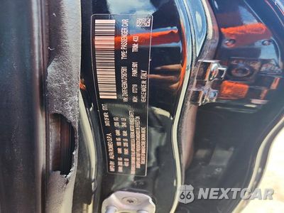Zdjęcie 12 z 12 samochodu: 2018 ALFA ROMEO GIULIA VIN:ZARFAEBN7J7567561 - miniatura