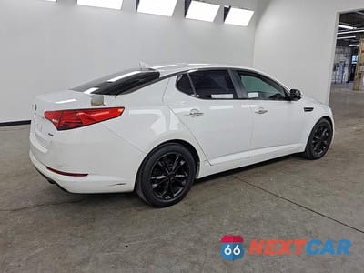 Trzecie zdjęcie samochodu z tyłu: 2012 KIA OPTIMA EX VIN:5XXGN4A78CG007994 - miniatura