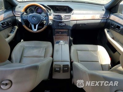 Zdjęcie 8 z 12 samochodu: 2013 MERCEDES-BENZ E 350 VIN:WDDHF5KB8DA674982 - miniatura