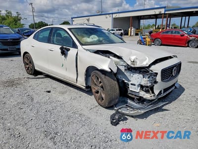Czwarte zdjęcie samochodu z boku: 2025 VOLVO S60 CORE VIN:7JRL12FJ5SG369129 - miniatura