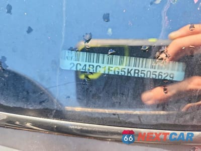 Zdjęcie 14 z 14 samochodu: 2019 CHRYSLER PACIFICA TOURING PLUS VIN:2C4RC1FG5KR505629 - miniatura