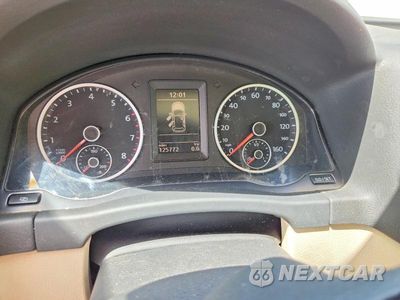 Zdjęcie 9 z 13 samochodu: 2010 VOLKSWAGEN TIGUAN SE VIN:WVGBV7AX1AW503965 - miniatura