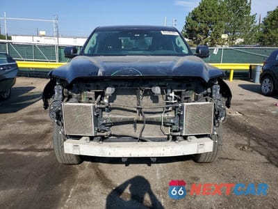 Piąte zdjęcie samochodu w środku: 2022 TOYOTA TUNDRA CREWMAX SR5 VIN:5TFLA5EC6NX007978 - miniatura