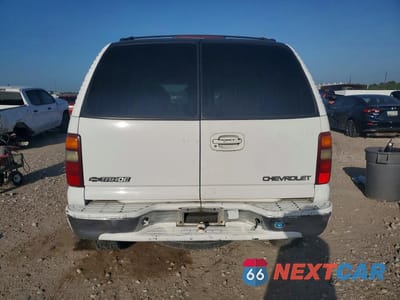 Zdjęcie 6 z 14 samochodu: 2002 CHEVROLET TAHOE C1500 VIN:1GNEC13V82R221894 - miniatura