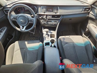 Zdjęcie 8 z 12 samochodu: 2016 KIA OPTIMA LX VIN:KNAGT4L34G5074065 - miniatura