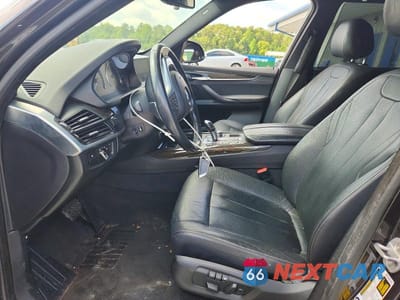 Zdjęcie 7 z 13 samochodu: 2018 BMW X5 XDR40E VIN:5UXKT0C58J0V98233 - miniatura