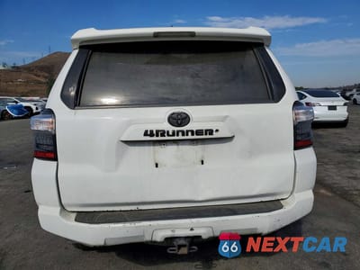 Zdjęcie 6 z 12 samochodu: 2018 TOYOTA 4RUNNER SR5 PREMIUM VIN:JTEBU5JRXJ5533111 - miniatura