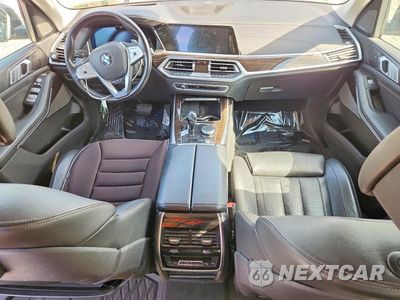 Zdjęcie 8 z 13 samochodu: 2019 BMW X7 XDRIVE50I VIN:5UXCX4C53KLS35998 - miniatura