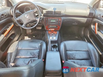 Zdjęcie 8 z 12 samochodu: 2003 VOLKSWAGEN PASSAT GLX 4MOTION VIN:WVWYH63B03E062341 - miniatura