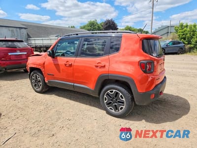 Drugie zdjęcie samochodu z przodu: 2015 JEEP RENEGADE TRAILHAWK VIN:ZACCJBCT1FPC03753 - miniatura