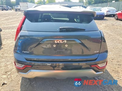 Zdjęcie 6 z 13 samochodu: 2023 KIA NIRO SX VIN:KNDCT3LE3P5042155 - miniatura