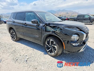 Czwarte zdjęcie samochodu z boku: 2024 MITSUBISHI OUTLANDER SE VIN:JA4J3VA88RZ062469 - miniatura