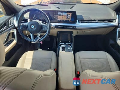 Zdjęcie 8 z 13 samochodu: 2023 BMW X1 XDRIVE28I VIN:WBX73EF08P5W06754 - miniatura
