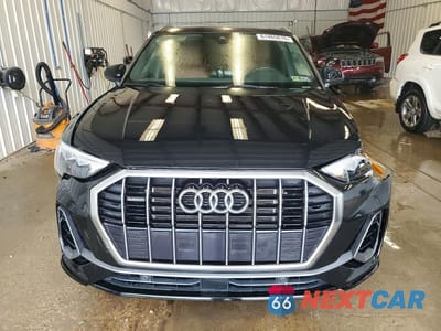 Piąte zdjęcie samochodu w środku: 2022 AUDI Q3 PREMIUM S LINE 45 VIN:WA1DECF38N1114023 - miniatura