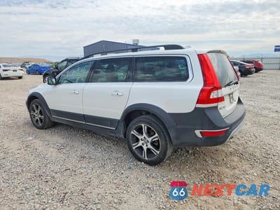 Drugie zdjęcie samochodu z przodu: 2015 VOLVO XC70 T6 PREMIER VIN:YV4902NBXF1199443 - miniatura