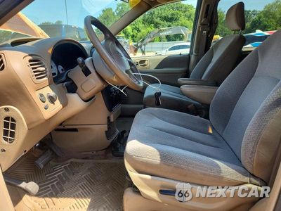 Zdjęcie 7 z 13 samochodu: 2001 DODGE GRAND CARAVAN SPORT VIN:2B4GP44391R224264 - miniatura