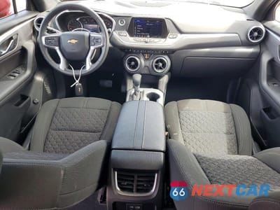 Zdjęcie 8 z 14 samochodu: 2022 CHEVROLET BLAZER 2LT VIN:3GNKBHR48NS118750 - miniatura