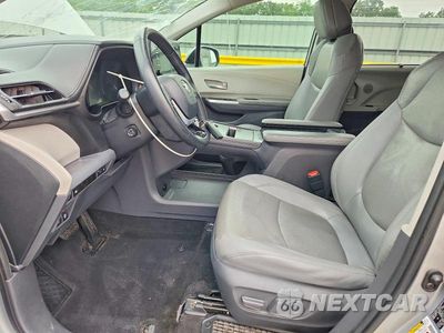 Zdjęcie 7 z 13 samochodu: 2021 TOYOTA SIENNA LIMITED 7-PASSENGER VIN:5TDZRKEC9MS010833 - miniatura