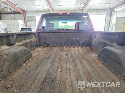 Zdjęcie 10 z 12 samochodu: 2003 CHEVROLET SILVERADO K2500 HEAVY DUTY VIN:1GCHK24U13E326905 - miniatura