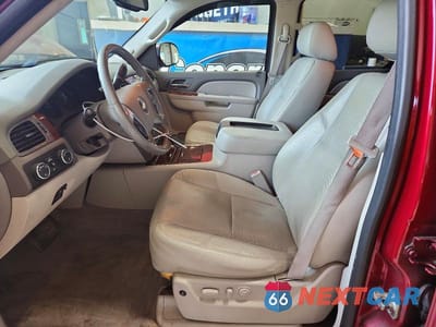 Zdjęcie 7 z 14 samochodu: 2010 CHEVROLET TAHOE K1500 LTZ VIN:1GNUKCE02AR110199 - miniatura