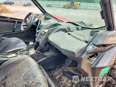 Piąte zdjęcie samochodu w środku: 2024 CAN-AM MAVERICK X3 UTILITY VEHICLE VIN:3JBVGAY49RE001637 - miniatura