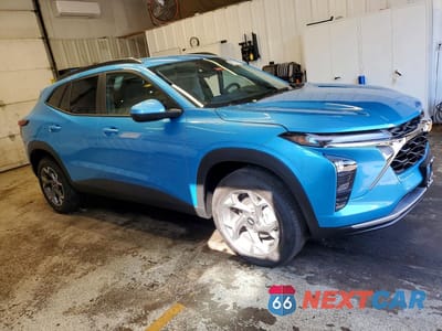 Czwarte zdjęcie samochodu z boku: 2026 CHEVROLET TRAX 1LT VIN:KL77LHEP1TC160771 - miniatura