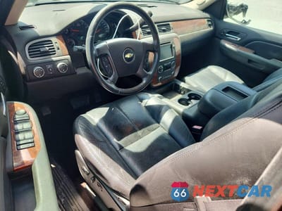 Zdjęcie 8 z 12 samochodu: 2008 CHEVROLET SILVERADO K1500 VIN:2GCEK19J181290878 - miniatura