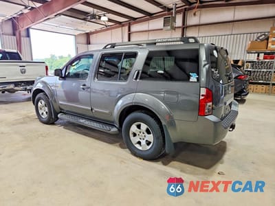 Drugie zdjęcie samochodu z przodu: 2006 NISSAN PATHFINDER S VIN:5N1AR18W26C666062 - miniatura