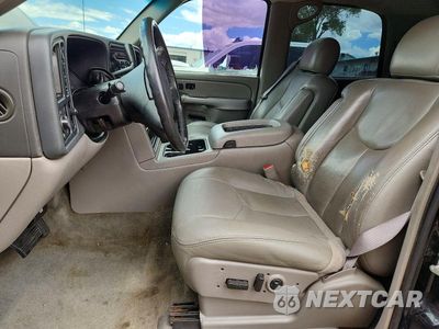 Zdjęcie 7 z 12 samochodu: 2004 CHEVROLET TAHOE K1500 VIN:1GNEK13Z54R200672 - miniatura