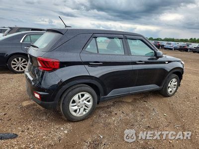 Trzecie zdjęcie samochodu z tyłu: 2024 HYUNDAI VENUE SE VIN:KMHRB8A38RU291695 - miniatura