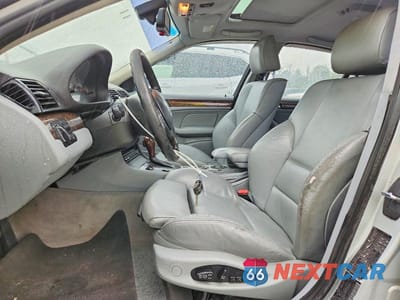 Zdjęcie 7 z 12 samochodu: 2004 BMW 325 I VIN:WBAEV33464KR26059 - miniatura